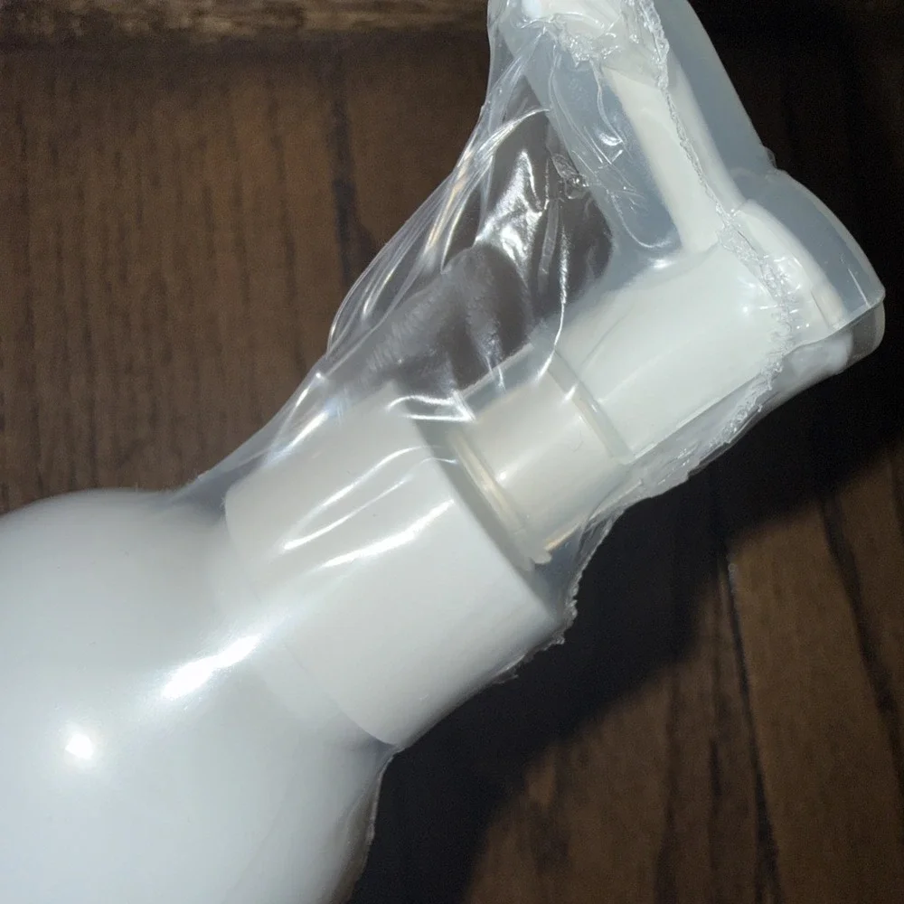 Nakery Beauty Hydra-C Oil to‎ Foam Cleanser Face/Body Summer Rain NEW Sealed